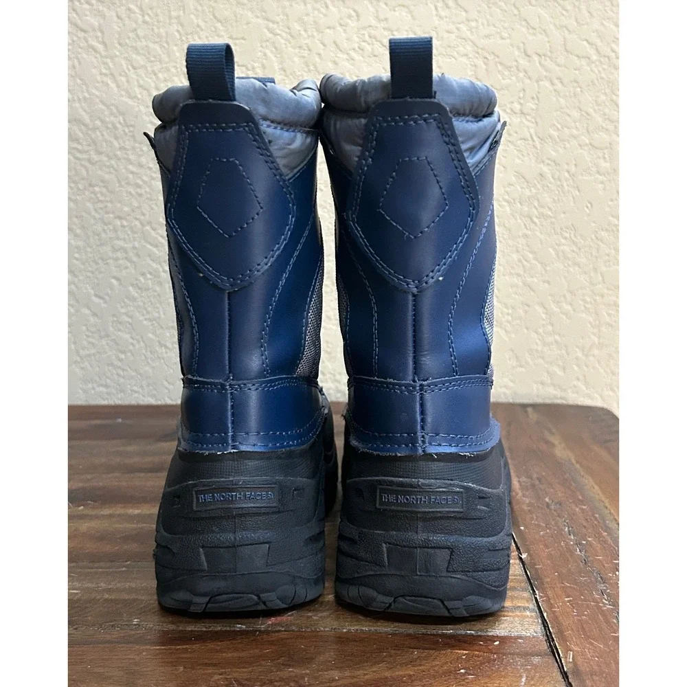 The North Face Alpenglow Waterproof Insulated Snow Boots Boys US 5 ThermaFelt